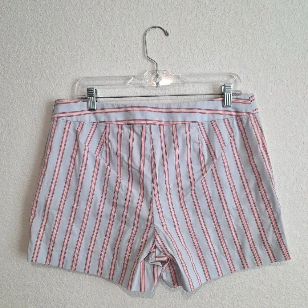 Loft Ruffle Detail Shorts Sz 8 - Picture 2 of 3